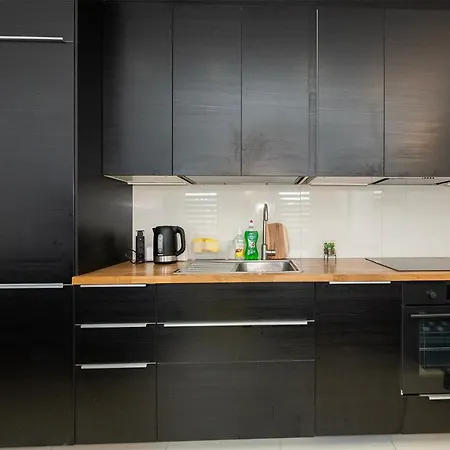 Chill Central &free Parking ウッチ